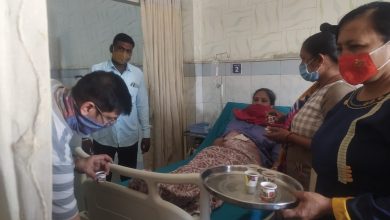 Free distribution of ‘AYUSH’ refreshments at Prannath Hospital by Navya Education Charitable Trust