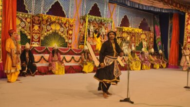 Shri Ram broke the bow the audience was stunned by the Parashuram-Laxman dialogue